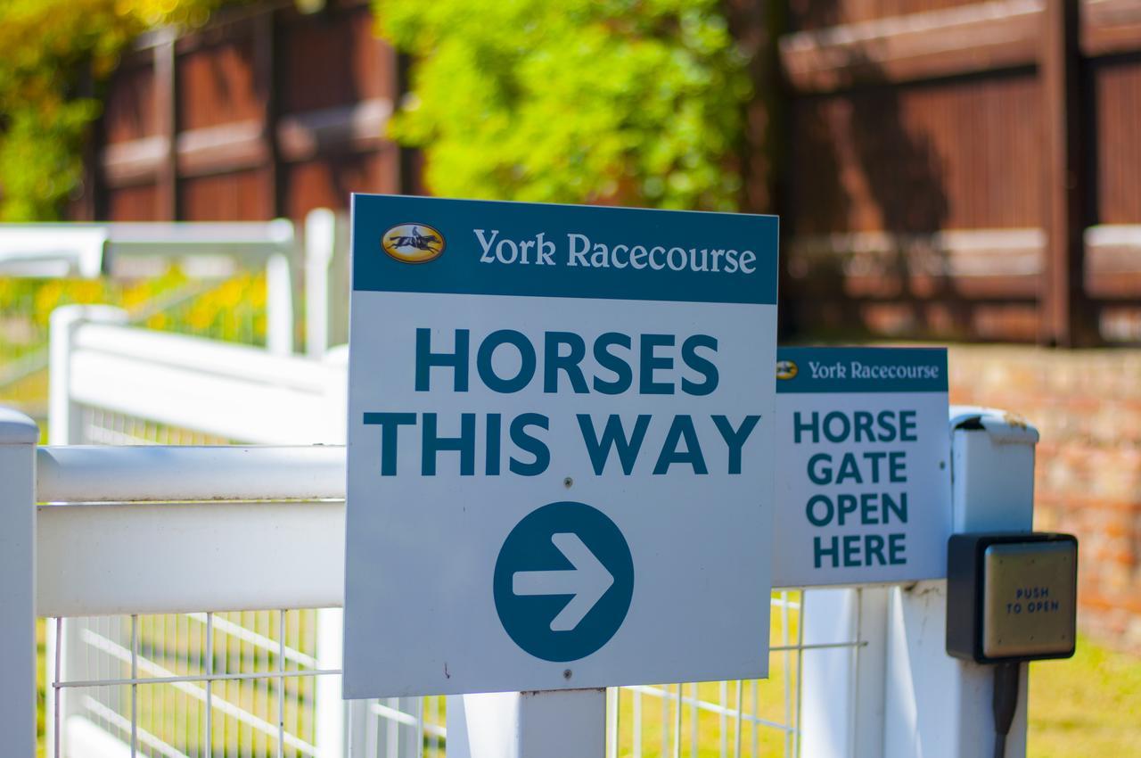 Stableside At York Racecourse酒店 外观 照片